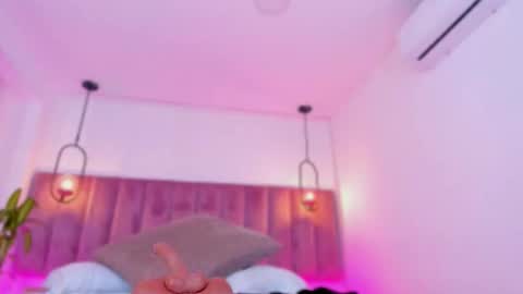 Snapshot of pollybabe_ chatting on 02.19.26 POLLY online show from 02.19.26