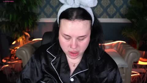 Snapshot of pollyhollyy chatting on 04.06.26 Polly online show from 04.06.26