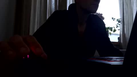 Snapshot of polsenos chatting on 11.20.25 polsenos online show from 11.20.25