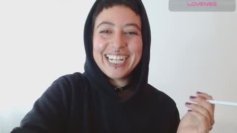 Snapshot of poly_mer chatting on 03.05.25 Poly online show from 03.05.25