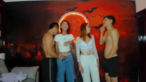 Snapshot of polylove18 chatting on 12.21.25 mina18 year old ---ken-- 19 year old big cock 20 cm ---vico 20 year old online show from 12.21.25