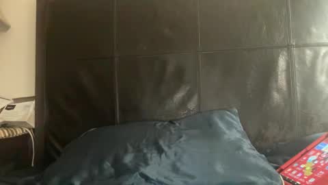 Snapshot of ponchynyc chatting on 02.17.25 PONCH online show from 02.17.25