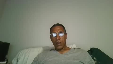 Snapshot of poolguy2496 chatting on 10.05.25 poolguy2496 online show from 10.05.25