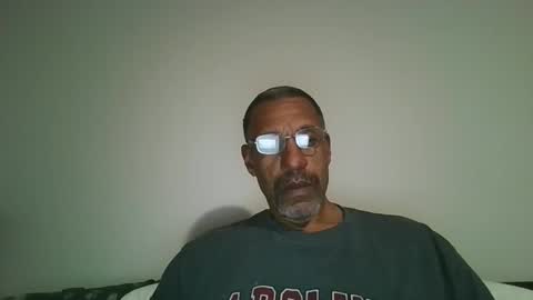 Snapshot of poolguy2496 chatting on 11.17.25 poolguy2496 online show from 11.17.25