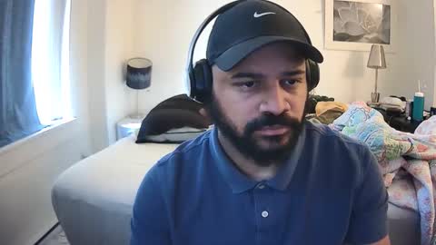 Snapshot of popfizzt chatting on 10.22.25 popfizzt online show from 10.22.25