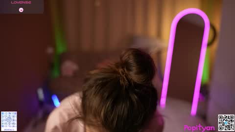 Snapshot of popityan chatting on 02.27.26 Louise see you on December 1 at 2200 UTC3 online show from 02.27.26