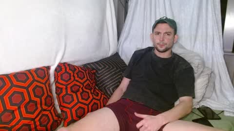 Snapshot of poppunk4life chatting on 01.23.25 Kyle online show from 01.23.25