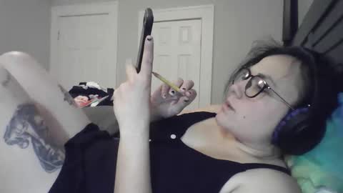 Poppy Stax online show from 10.21.25