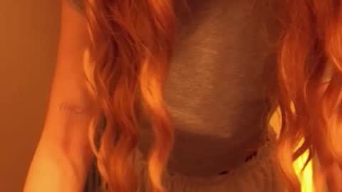 Snapshot of poppybloopy chatting on 12.14.25 April online show from 12.14.25