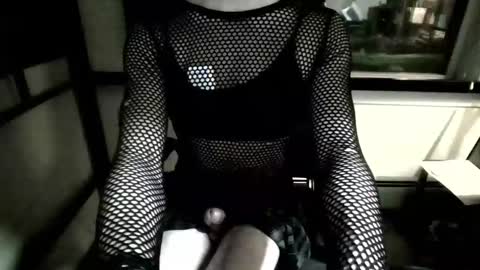 porcelain_tears01 online show from 02.21.26