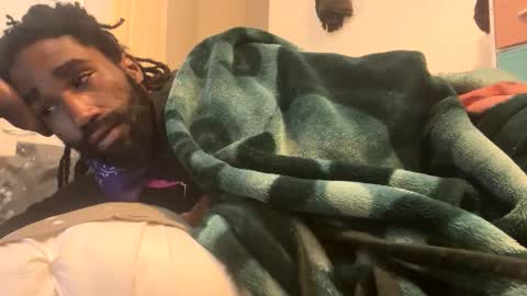 Snapshot of porkchopak chatting on 10.27.25 porkchopak online show from 10.27.25