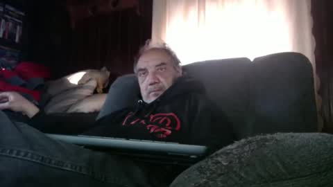 Snapshot of porkingit400 chatting on 12.31.24 porkingit400 online show from 12.31.24