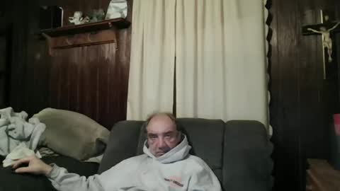 Snapshot of porkingit400 chatting on 10.31.25 porkingit400 online show from 10.31.25