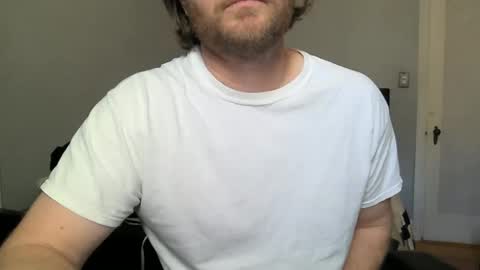 Snapshot of pornaddicted8 chatting on 01.20.25 i heart porn online show from 01.20.25