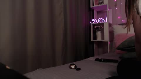 Snapshot of pornogirlx chatting on 03.15.26 Masha online show from 03.15.26
