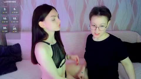 Ana and Tati online show from 11.19.25