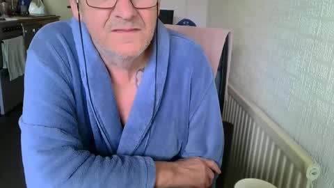 Snapshot of poshman65 chatting on 11.25.25 poshman65 online show from 11.25.25