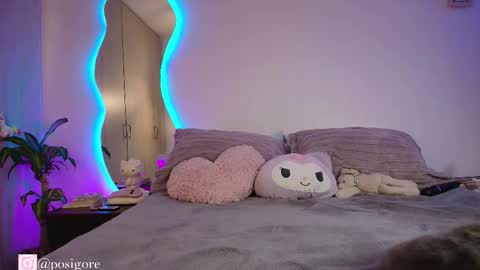 Anna Goth independient model online show from 11.26.25