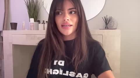 Snapshot of poutyselena chatting on 10.22.25 Selena online show from 10.22.25