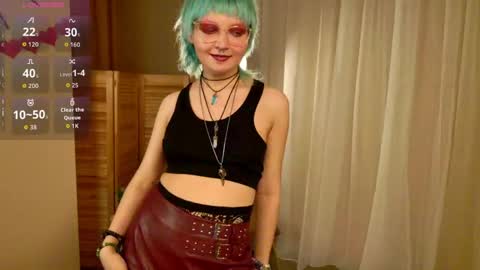 Snapshot of powderofgun chatting on 04.13.26 powderofgun online show from 04.13.26