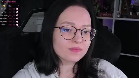 Robyn online show from 11.04.25