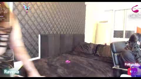 Ravena Rozz online show from 12.22.24