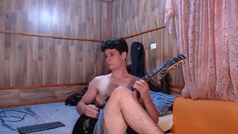 Snapshot of powertwinky chatting on 12.15.24 chris independent online show from 12.15.24