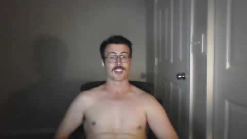 Snapshot of pphoto_95 chatting on 10.07.25 Redd online show from 10.07.25