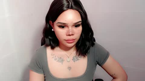 MAXXINE online show from 01.07.25