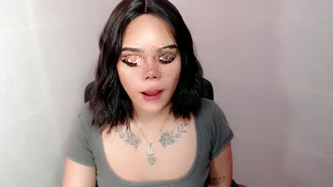 MAXXINE online show from 02.01.25