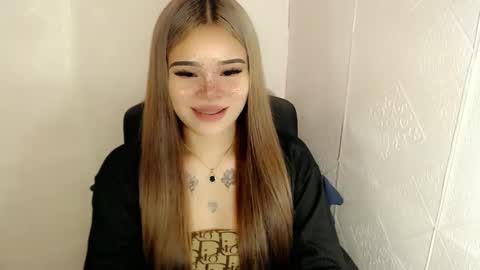 MAXXINE online show from 02.22.25