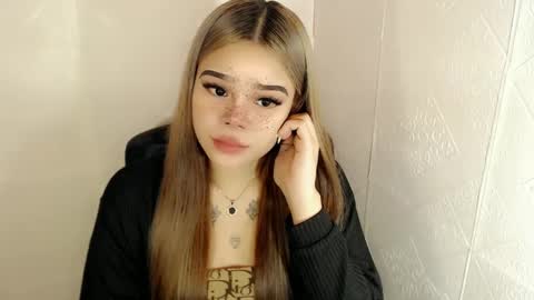 MAXXINE online show from 02.28.25