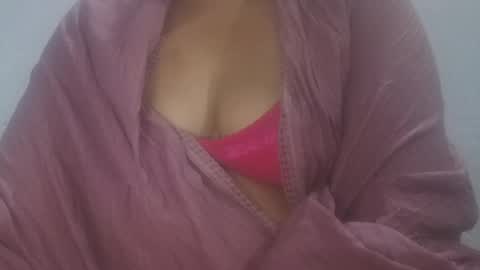 Snapshot of preet_punjaban02 chatting on 07.05.26 preet_punjaban02 online show from 07.05.26
