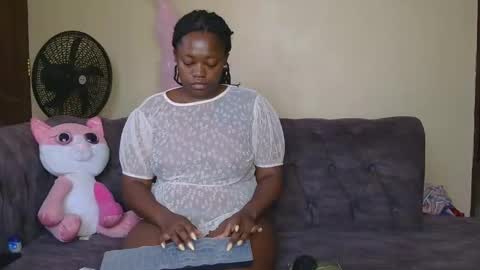 Snapshot of preetycookie chatting on 02.17.25 Lilly online show from 02.17.25