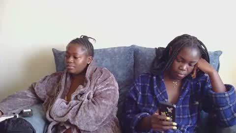 Snapshot of preetycookie chatting on 03.06.25 Lilly online show from 03.06.25