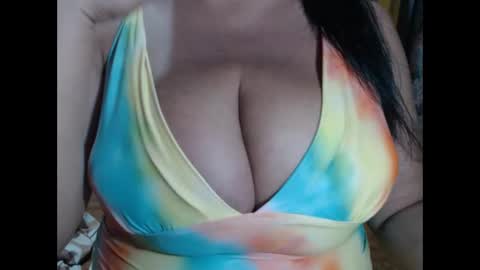 Snapshot of pregnant4twins chatting on 02.22.26 BEING SINGLE PREGNANT HAVING TWINS IS NOT EASY SO PLS DONT MAKE ME STRESS IF YOU CANT HELP BE CONSIDERATETHANK YOU online show from 02.22.26