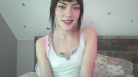 Snapshot of presentpatchouli chatting on 04.06.26 presentpatchouli online show from 04.06.26