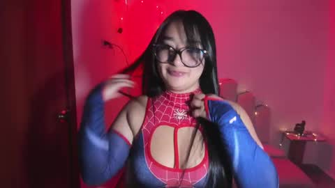 pretti scarlett online show from 09.15.25