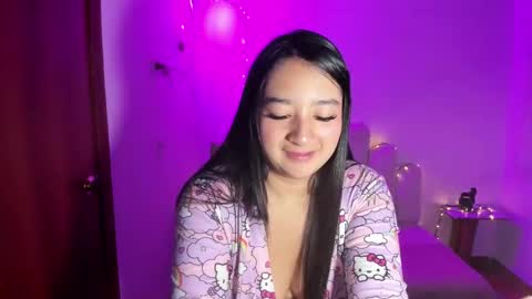 pretti scarlett online show from 09.17.25