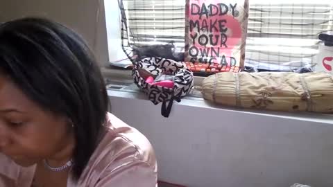 Yasmine pretty online show from 12.19.24