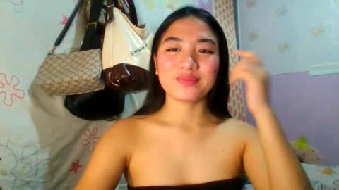 pretty_am online show from 11.12.25