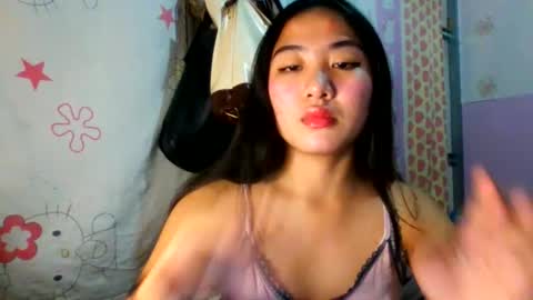 pretty_am online show from 11.25.25
