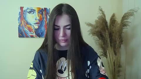 Snapshot of pretty_angell_ chatting on 04.08.26 anna online show from 04.08.26