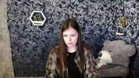 Snapshot of pretty_angell_ chatting on 05.26.26 anna online show from 05.26.26
