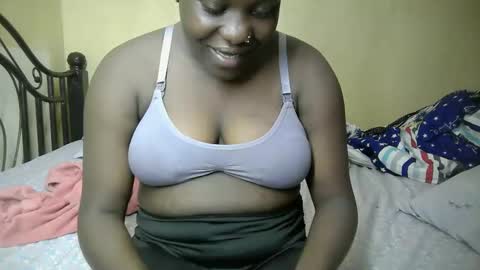 Snapshot of pretty_barbz chatting on 04.12.26 pretty_barbz online show from 04.12.26