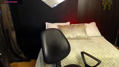 pretty_cristal22 online show from 02.19.26