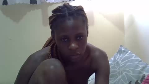 pretty_daniella online show from 02.28.25