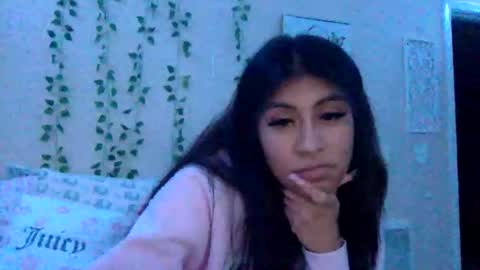 pretty_girl828687 online show from 11.04.25