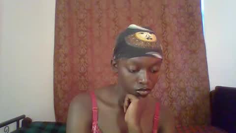 Snapshot of pretty_hearts chatting on 03.06.26 Shillah online show from 03.06.26