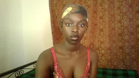 Snapshot of pretty_hearts chatting on 03.16.26 Shillah online show from 03.16.26